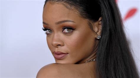 Rihanna à poil : vidéos porno et sex tapes @ xHamster